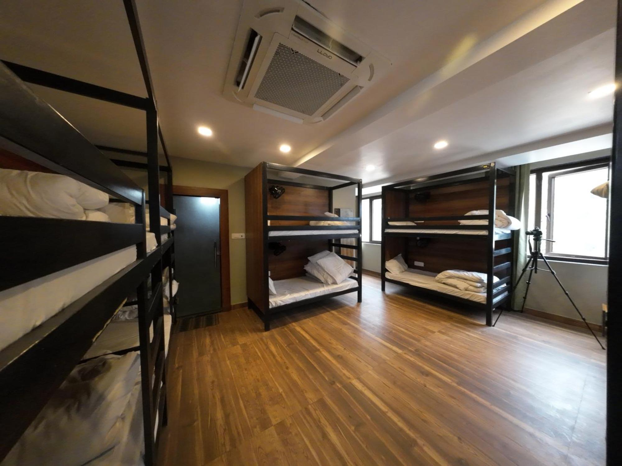Hotel Hostel Vimal Ganga Risikés Kültér fotó