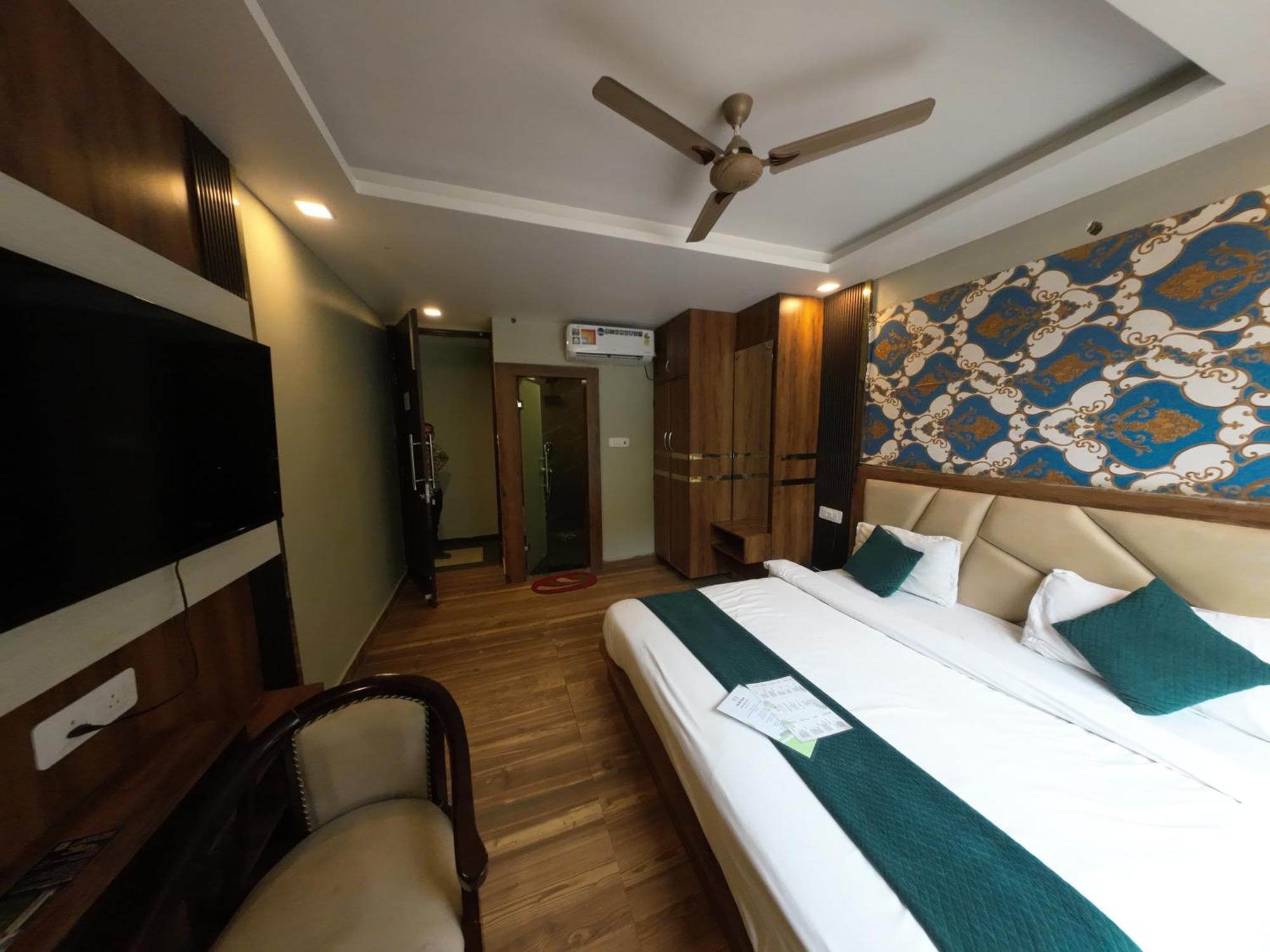 Hotel Hostel Vimal Ganga Risikés Kültér fotó